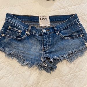 One Teaspoon TrashWhore Shorts size 25
